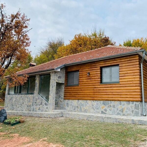 258529756_576032150244152_3328473483637140417_n-min-1024x770-2