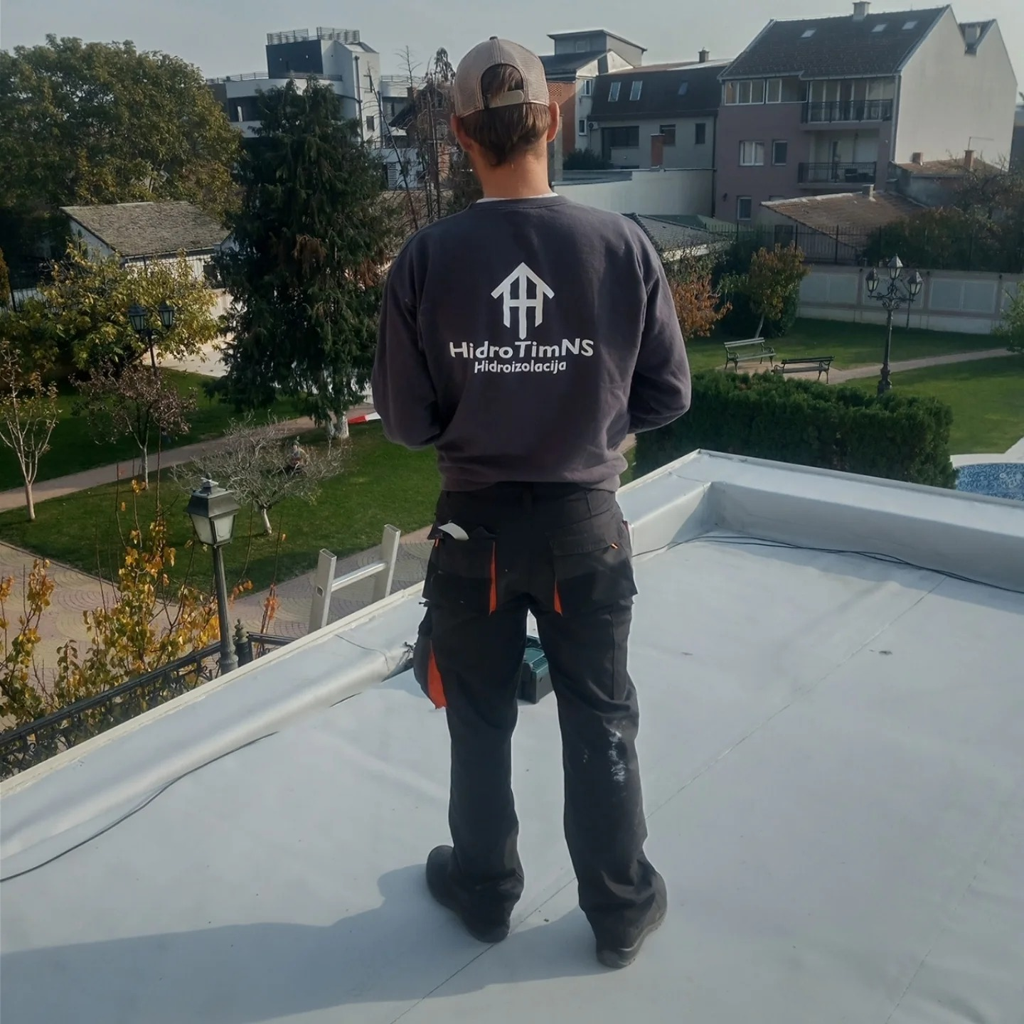 Read more about the article Hidroizolacija ravnih krovova Novi Sad – HIDROTIM NS